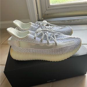 Adidas Yeezy Boost 350 V2, kids size 2 1/2